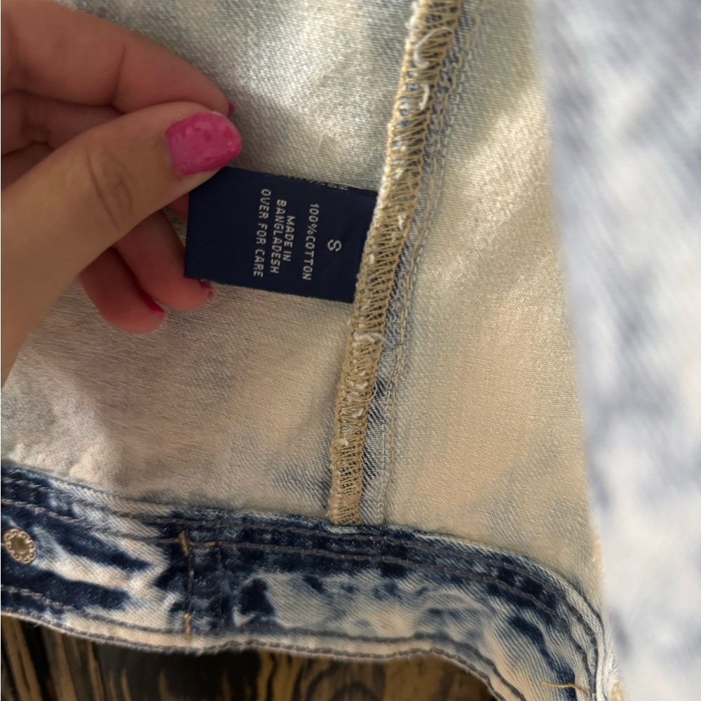 Washed out Jean jacket - Picture 3 of 4